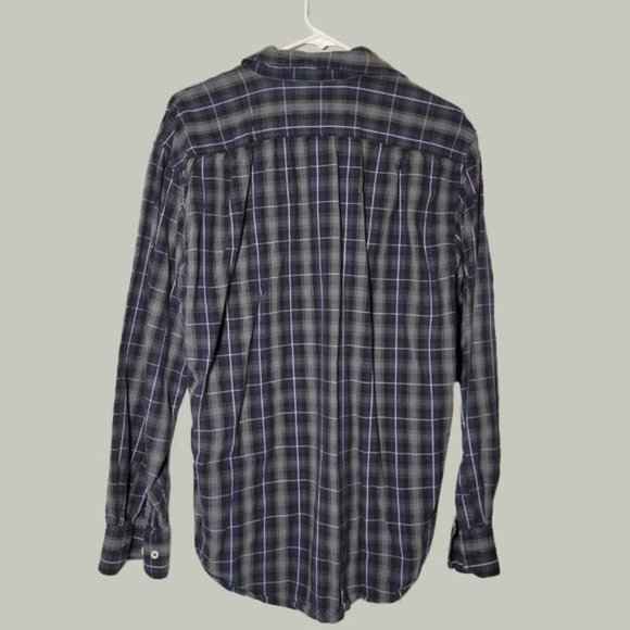 Izod Mens Button Down Shirt Size M - Picture 2 of 3